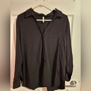 Passports black button up blouse XL